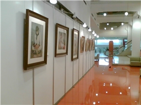 八棱柱画展展板.jpg